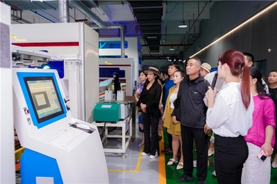 智造魅力，品質見證 百名客戶探訪慕思4.0數字化工廠與卓越檢測服務